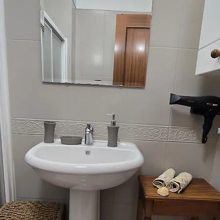 Lumar Terrace Apartment *